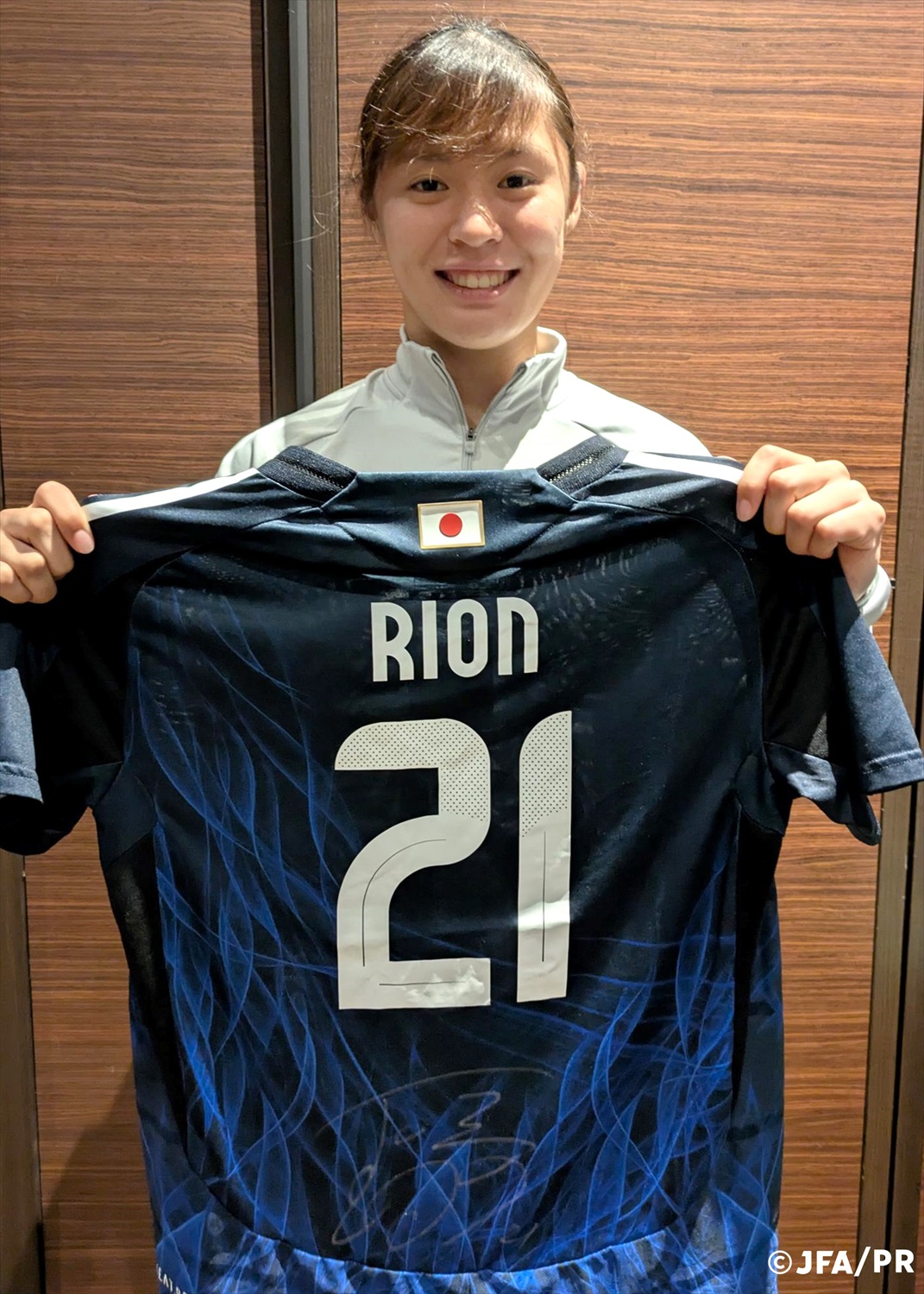 直筆サイン入り写真 マレク・ハムシーク 大連一方足球倶楽部 SA鑑定済 HATTRICK（ハットトリック）-選手の想いをファンへ届ける公式