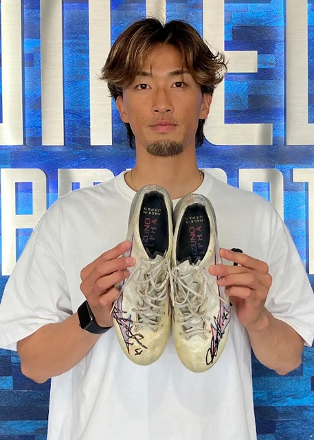 モンテディオ山形　摂津選手サイン入りスパイク HATTRICK（ハットトリック）-選手の想いをファンへ届ける公式