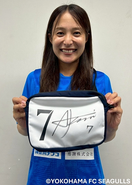蔵田あかり 直筆サイン色紙 アクリルスタンド セット 横浜FCシーガルズ HATTRICK（ハットトリック）-挑戦者の想いをファンへ届ける公式