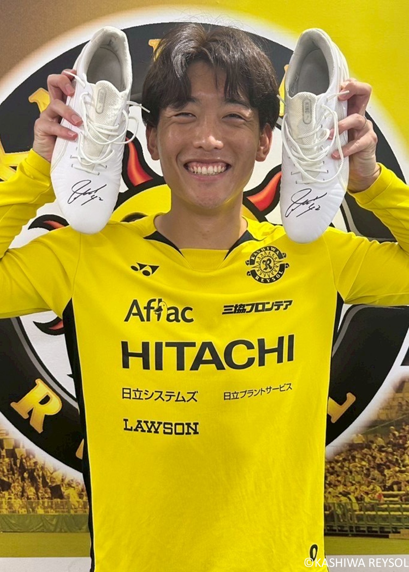 新品未開封 柏レイソル REYSOL 30TH ANNIVERSARY ウォッチ G-SHOCK柏レイソル30周年記念モデル」11月5日(土)1より通常発売