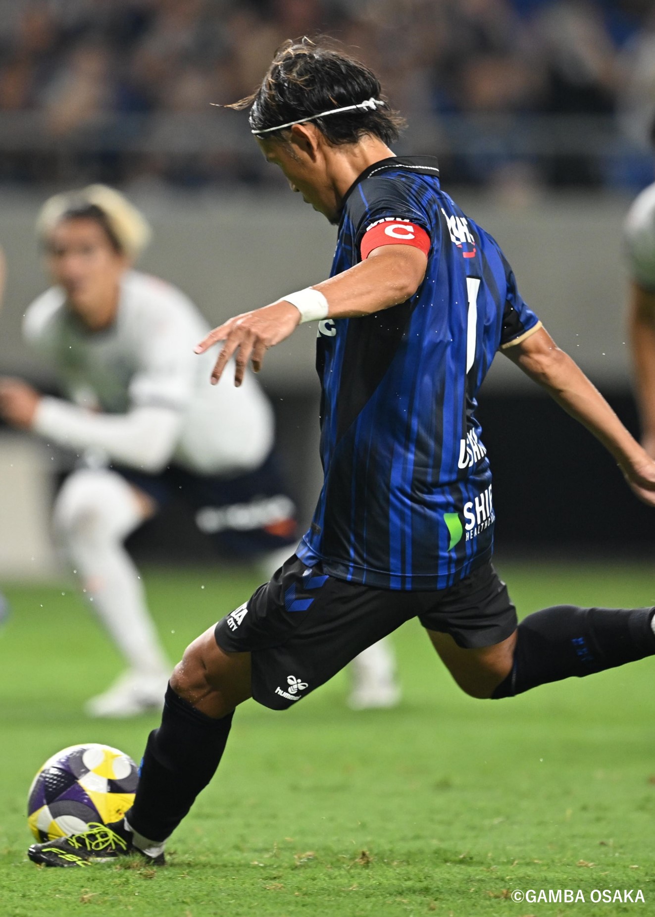 ガンバ大阪　サイン入りTシャツ　宇佐美貴史 HATTRICK（ハットトリック）-選手の想いをファンへ届ける公式