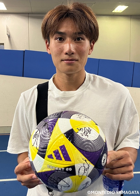 HATTRICK（ハットトリック）-選手の想いをファンへ届ける公式