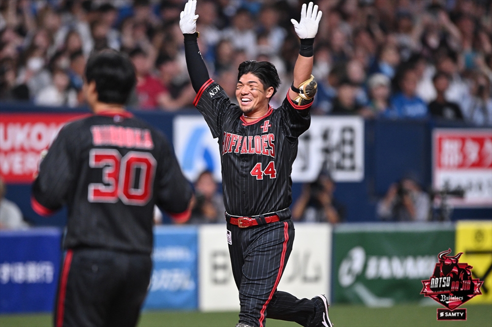 HATTRICK（ハットトリック）-選手の想いをファンへ届ける公式