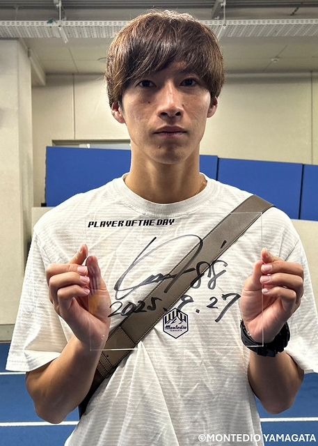 HATTRICK（ハットトリック）-選手の想いをファンへ届ける公式