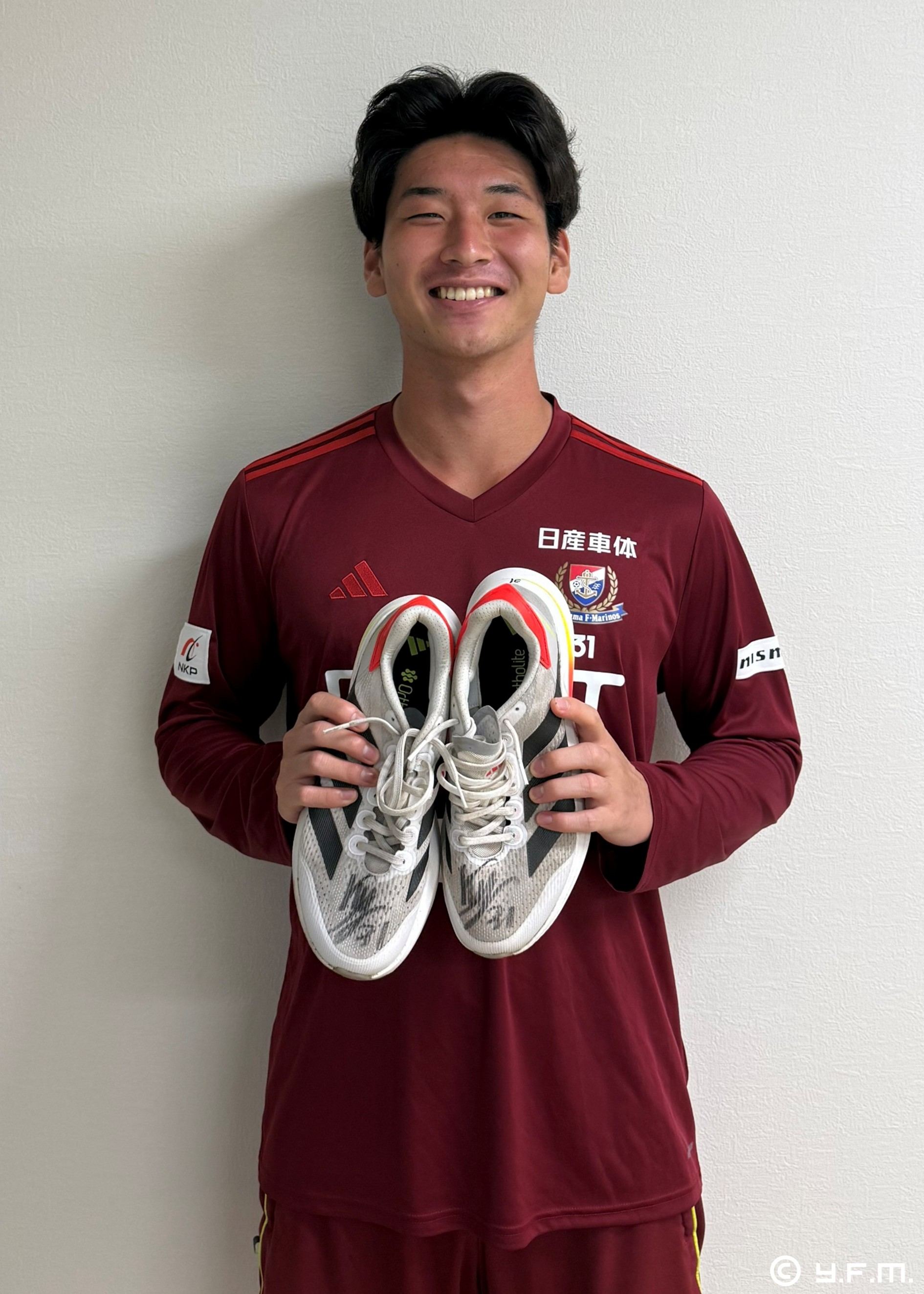 横浜Fマリノス 鈴木冬一選手支給品サイン入りスパイク 【公式通販】