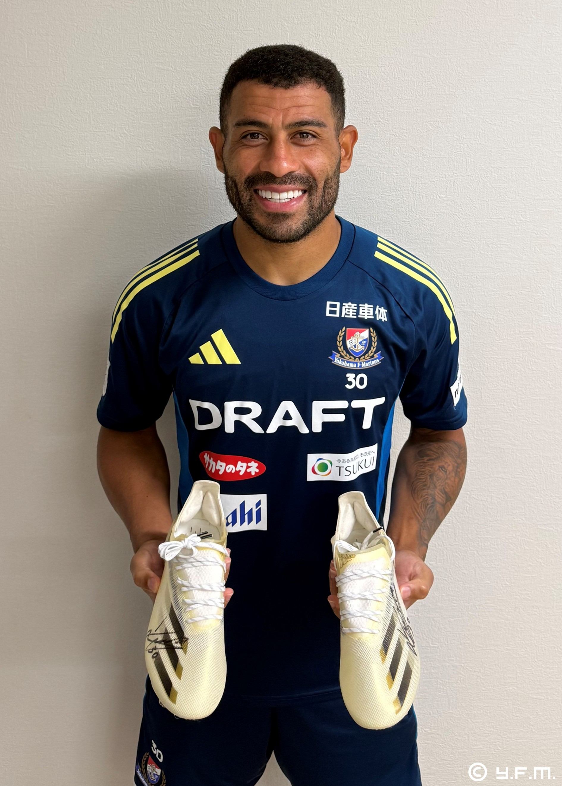 HATTRICK（ハットトリック）-選手の想いをファンへ届ける公式