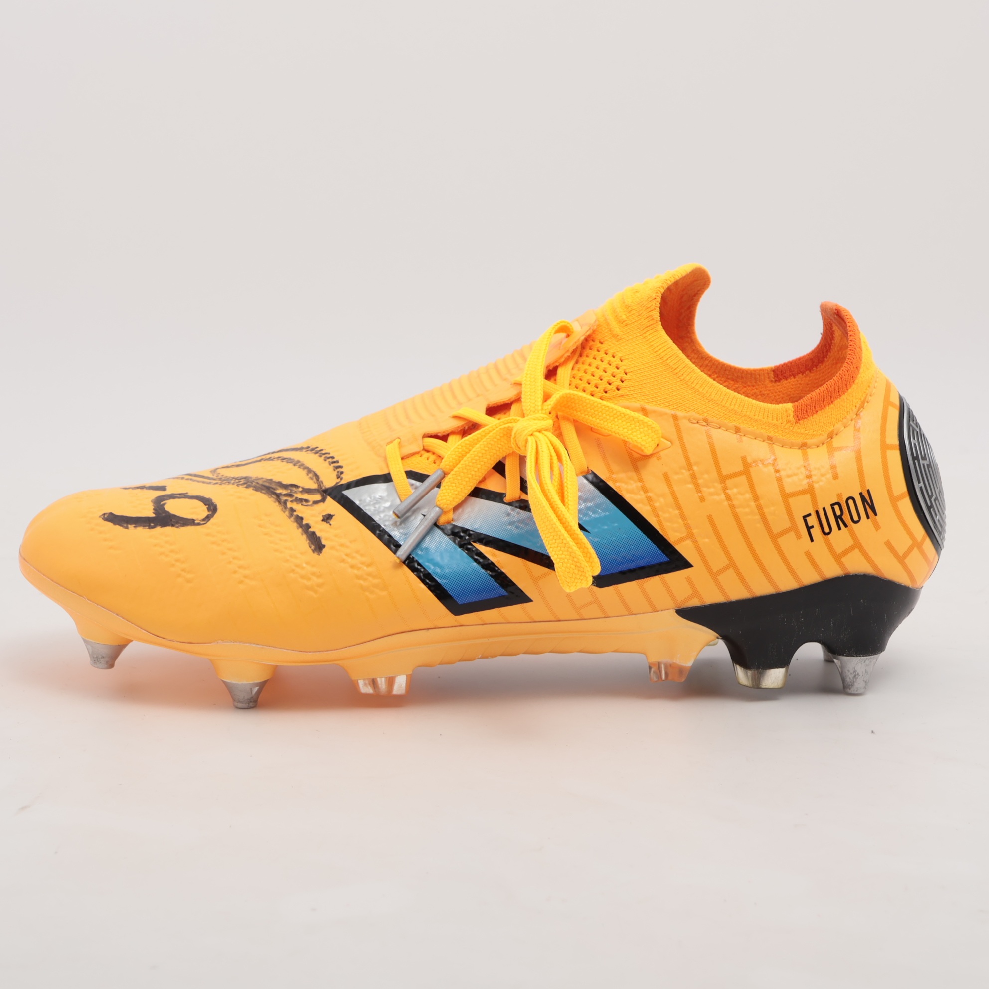 HATTRICK（ハットトリック）-選手の想いをファンへ届ける公式