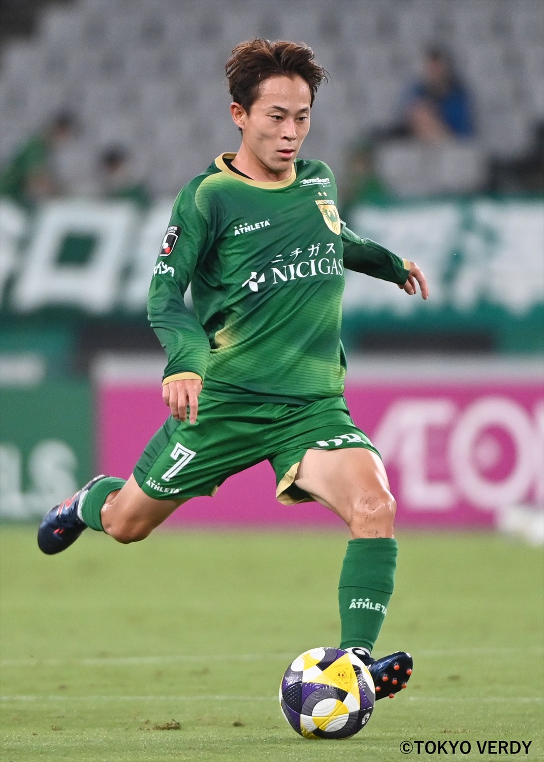 HATTRICK（ハットトリック）-選手の想いをファンへ届ける公式