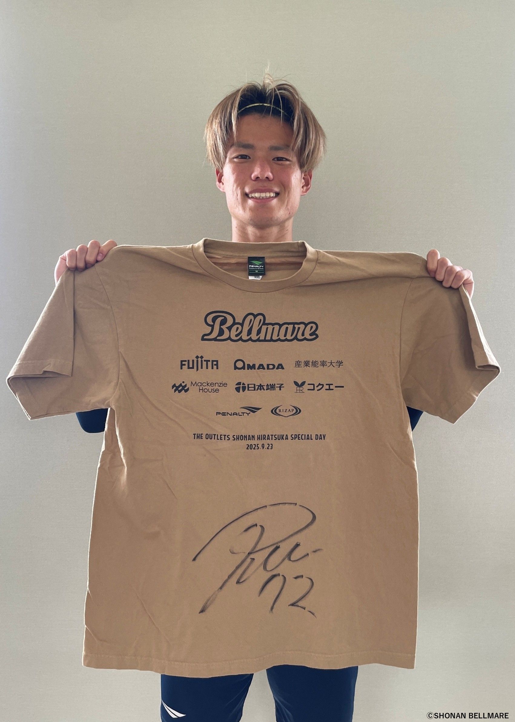 HATTRICK（ハットトリック）-選手の想いをファンへ届ける公式