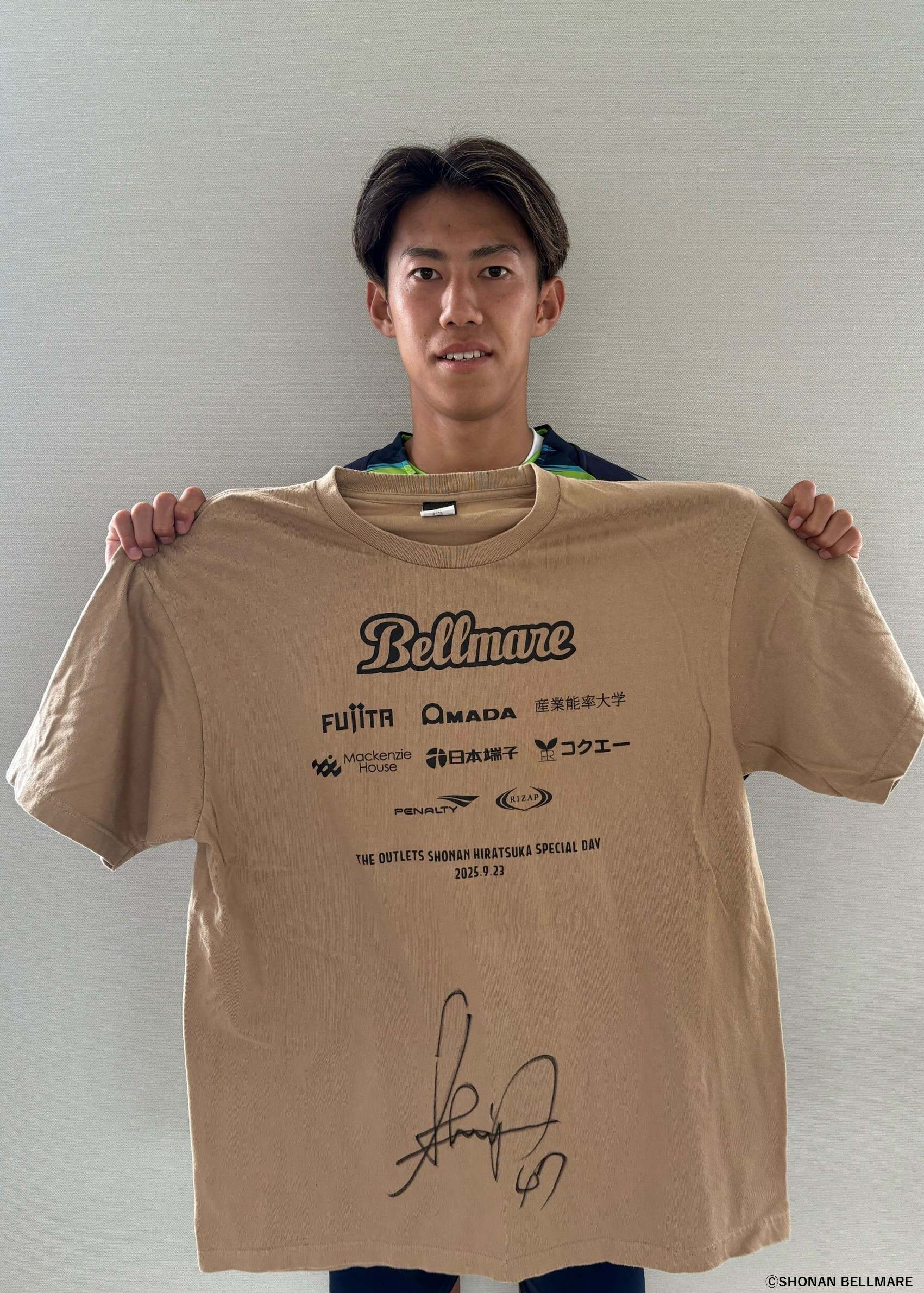 HATTRICK（ハットトリック）-選手の想いをファンへ届ける公式