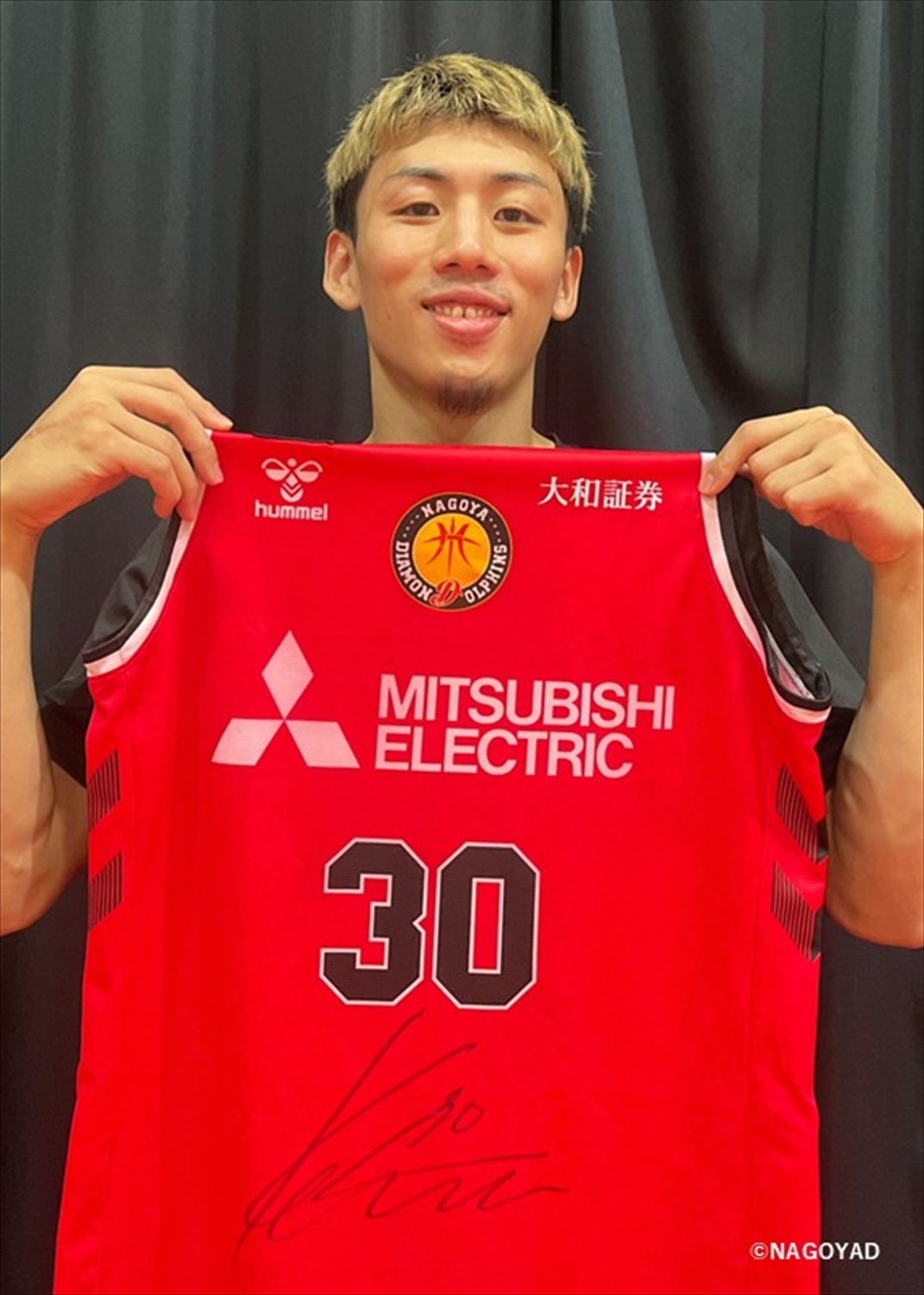 HATTRICK（ハットトリック）-選手の想いをファンへ届ける公式