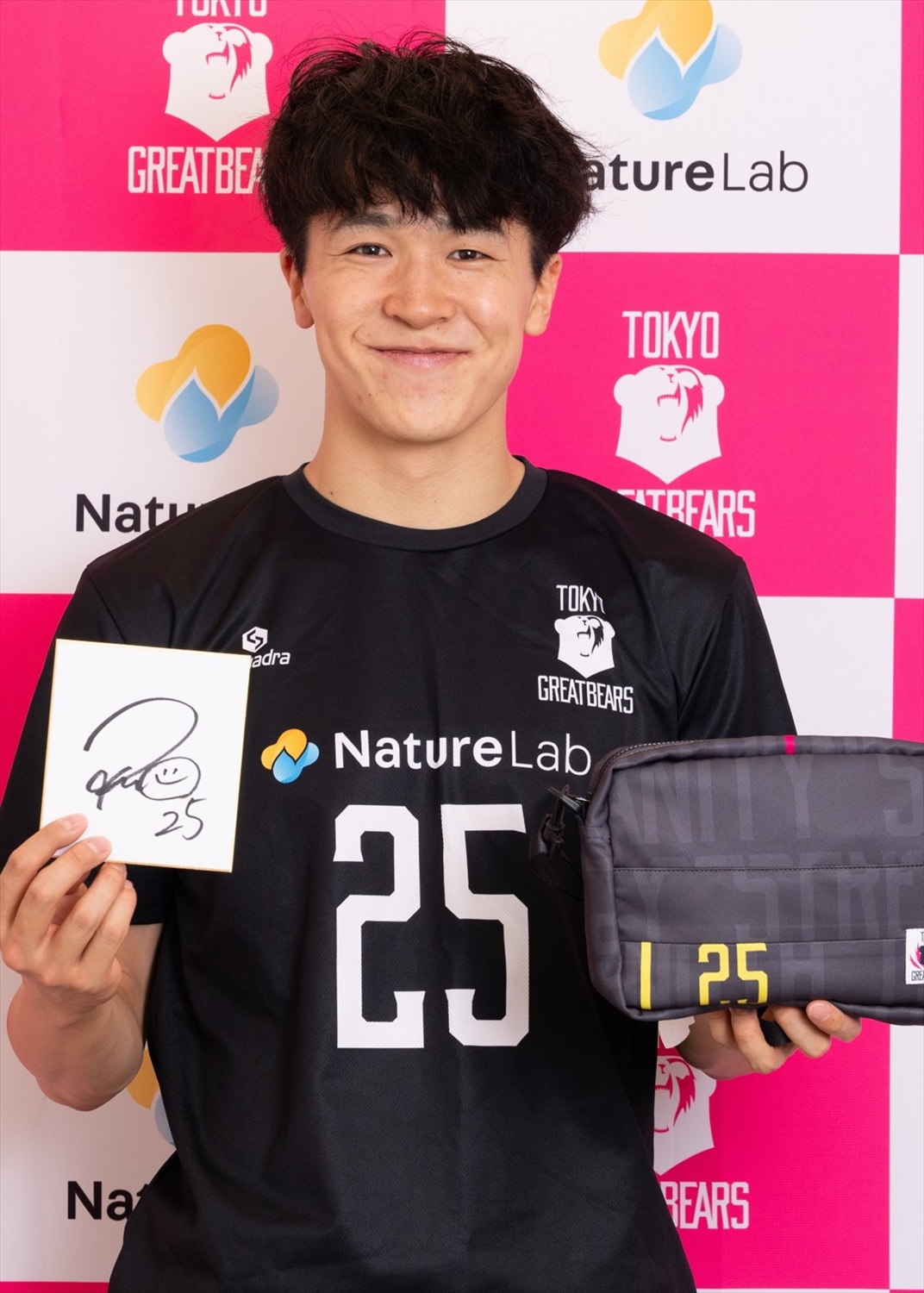 HATTRICK（ハットトリック）-選手の想いをファンへ届ける公式