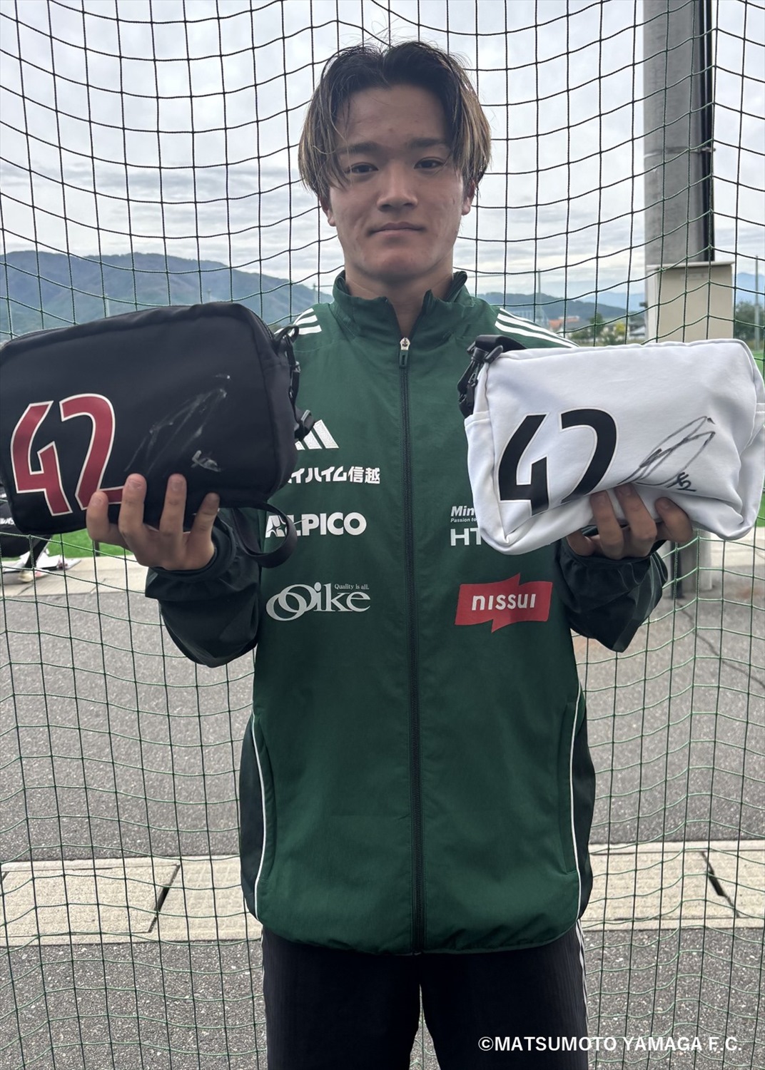 HATTRICK（ハットトリック）-選手の想いをファンへ届ける公式