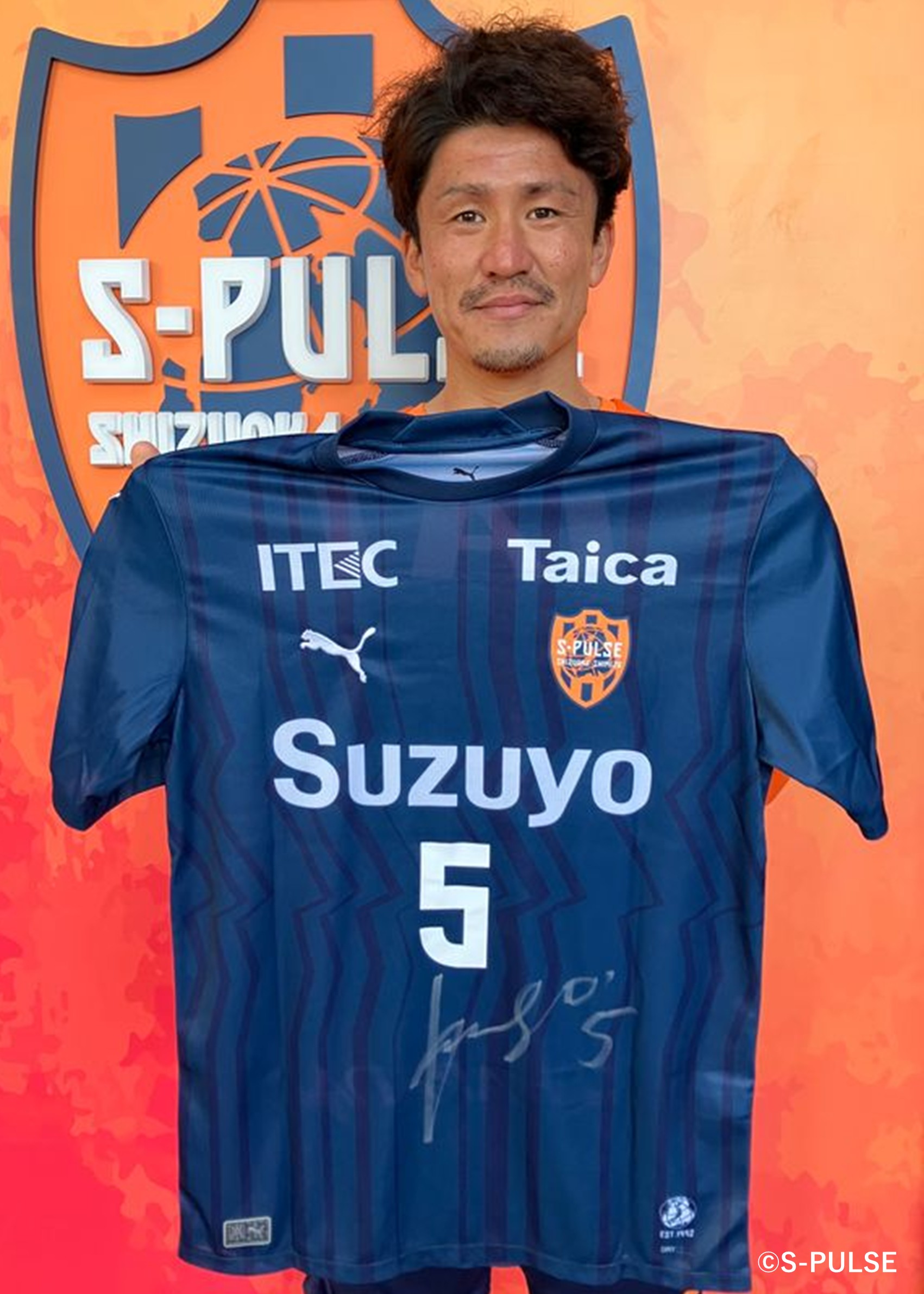 HATTRICK（ハットトリック）-選手の想いをファンへ届ける公式