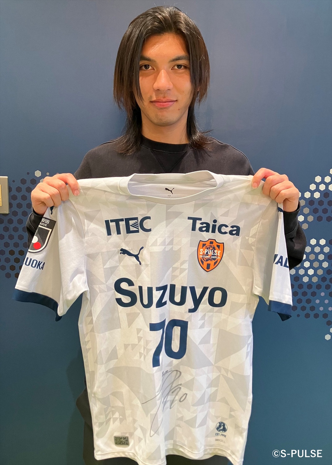 HATTRICK（ハットトリック）-選手の想いをファンへ届ける公式