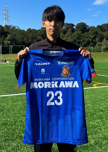 希少 ヴィアティン三重 JFLユニフォーム 選手サイン入り サイズS