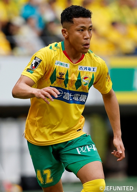 HATTRICK（ハットトリック）-選手の想いをファンへ届ける公式