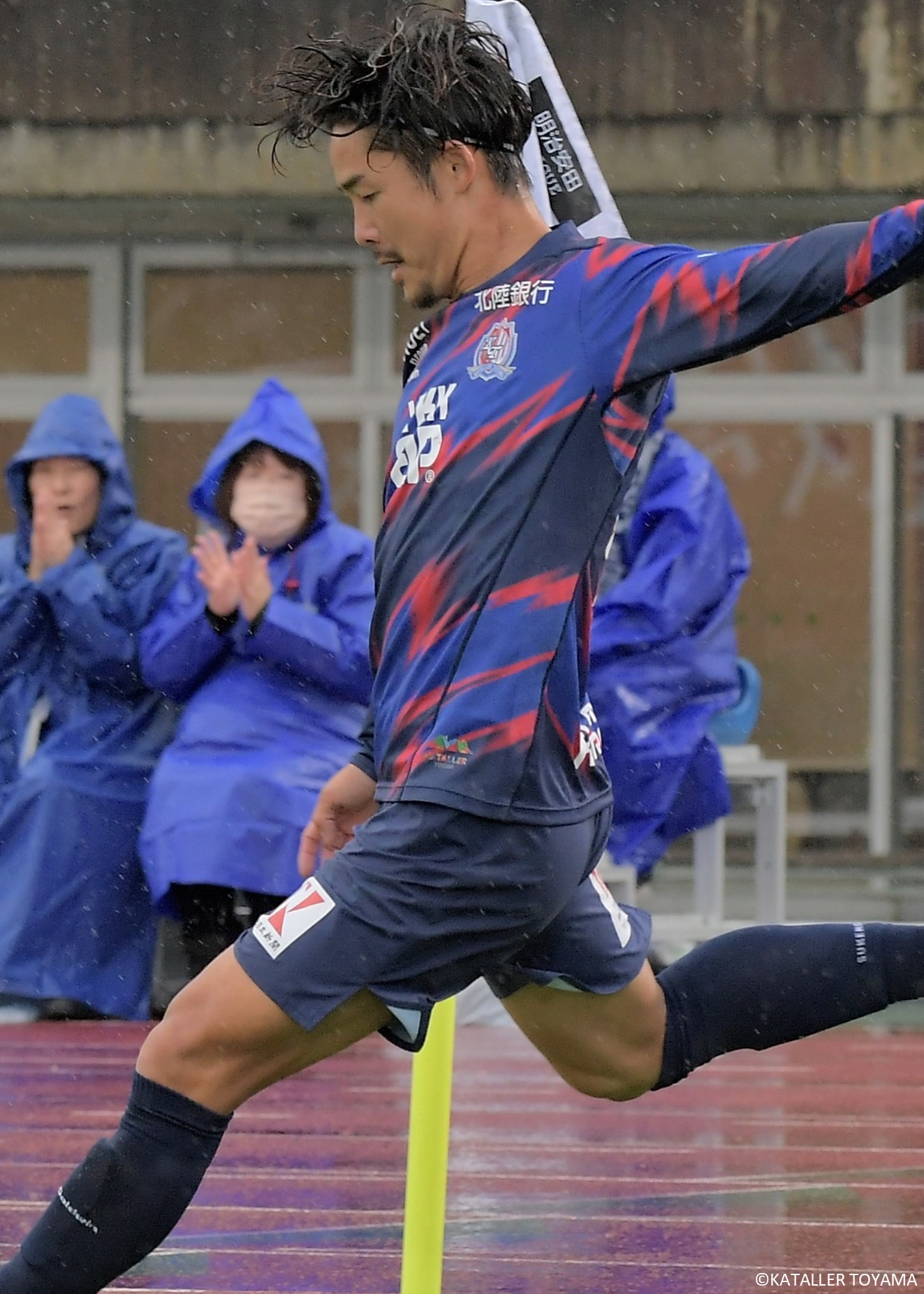 HATTRICK（ハットトリック）-選手の想いをファンへ届ける公式