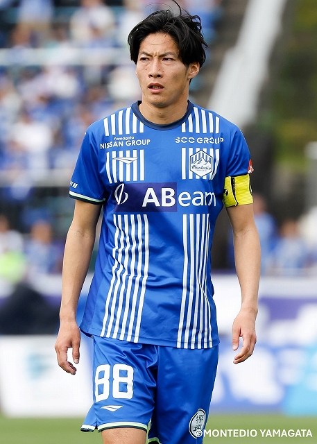 HATTRICK（ハットトリック）-選手の想いをファンへ届ける公式