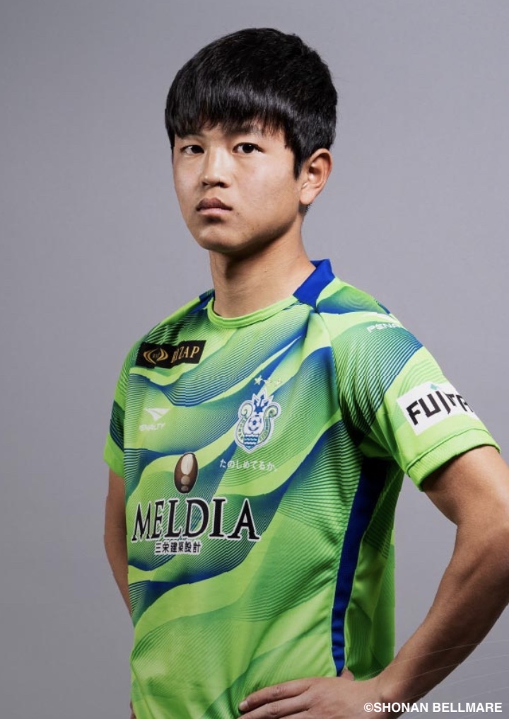 湘南ベルマーレ　サイン入りTシャツ HATTRICK（ハットトリック）-選手の想いをファンへ届ける公式