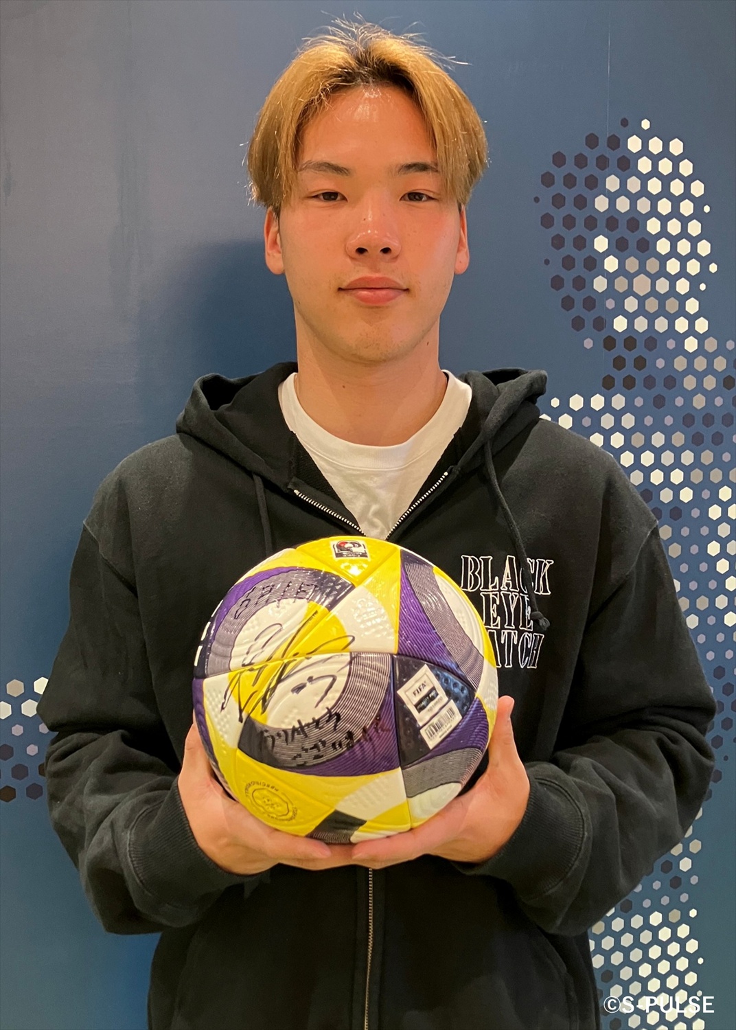 HATTRICK（ハットトリック）-選手の想いをファンへ届ける公式