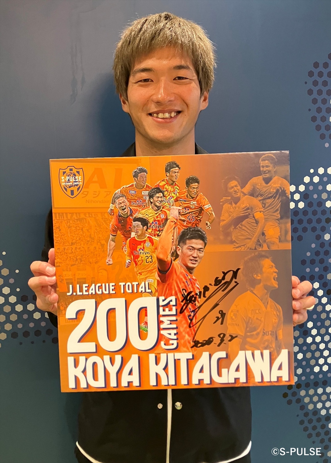 HATTRICK（ハットトリック）-選手の想いをファンへ届ける公式