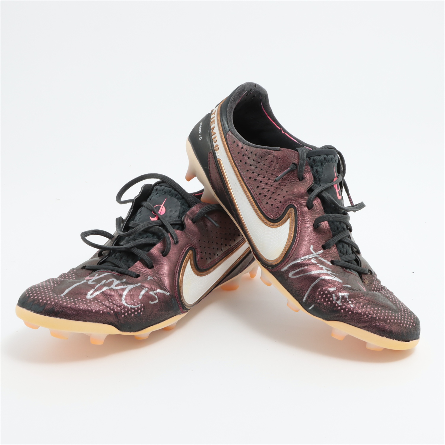 HATTRICK（ハットトリック）-選手の想いをファンへ届ける公式