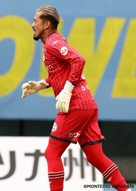 HATTRICK（ハットトリック）-選手の想いをファンへ届ける公式