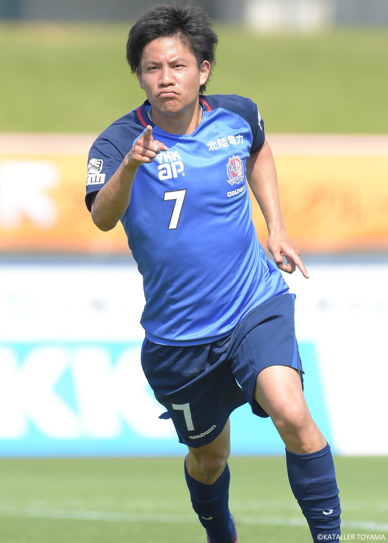 HATTRICK（ハットトリック）-選手の想いをファンへ届ける公式