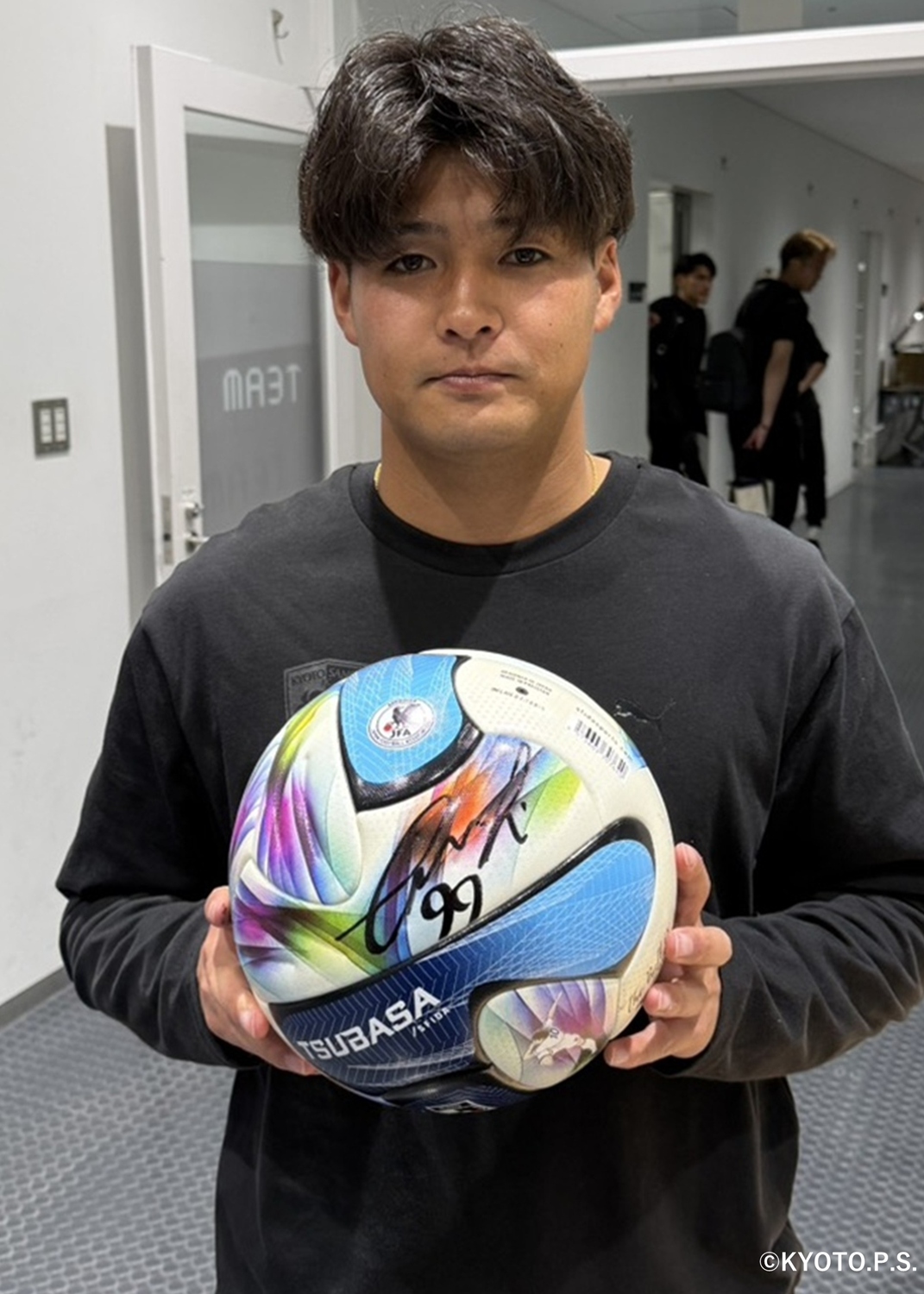 HATTRICK（ハットトリック）-挑戦者の想いをファンへ届ける公式