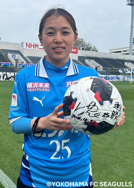 なでしこリーグ ニッパツサイン入りサッカーボール 【公式通販】
