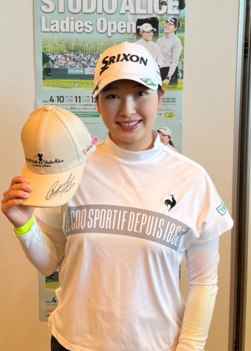 小祝さくら 直筆サイン入り キャップ ゴルフ スタジオアリス レディースオープン HATTRICK（ハットトリック）-挑戦者の想いをファンへ届ける公式