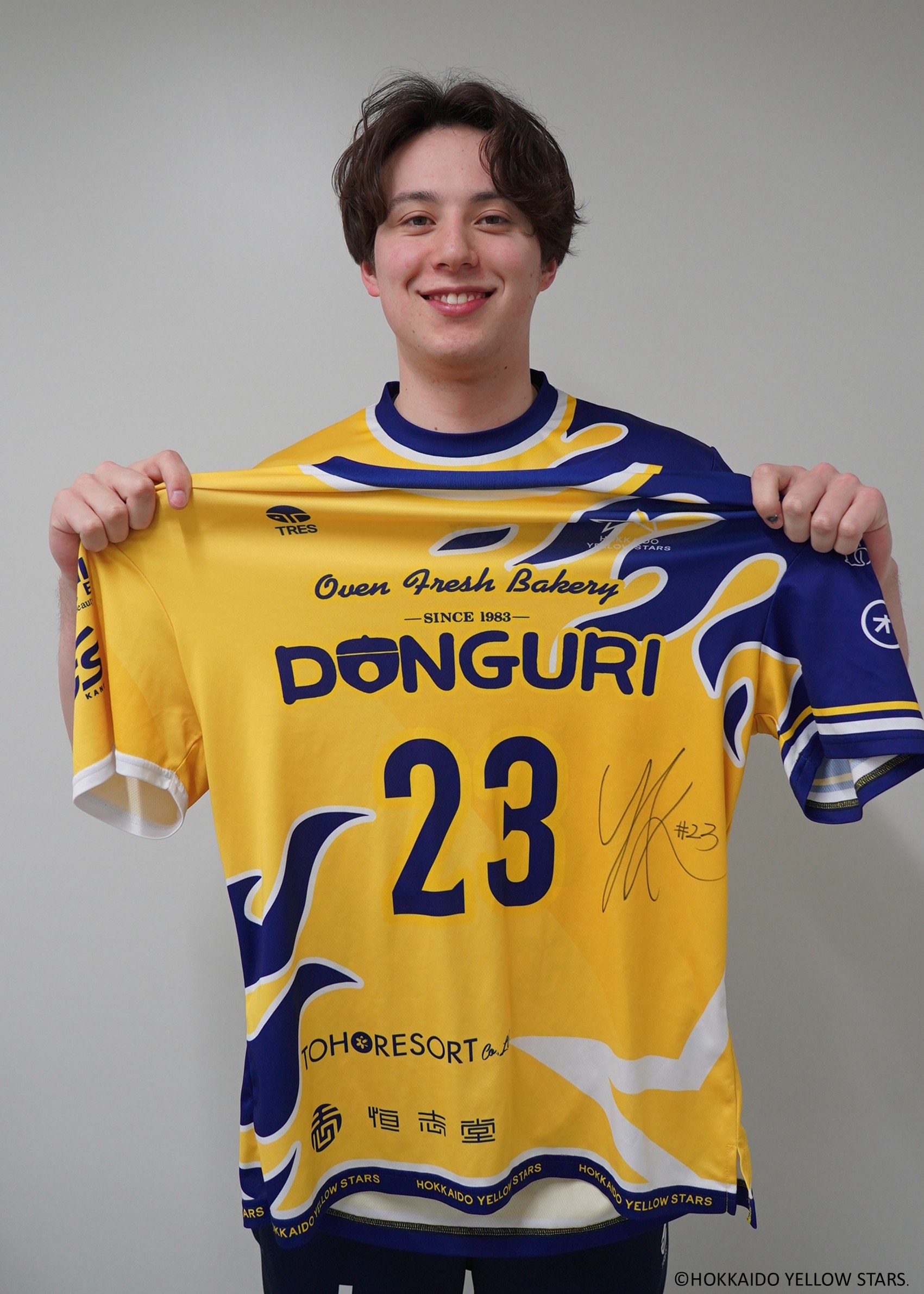 北海道イエロースターズ　バレーボール　池田颯太選手　直筆サインボール　タオル HATTRICK（ハットトリック）-挑戦者の想いをファンへ届ける公式