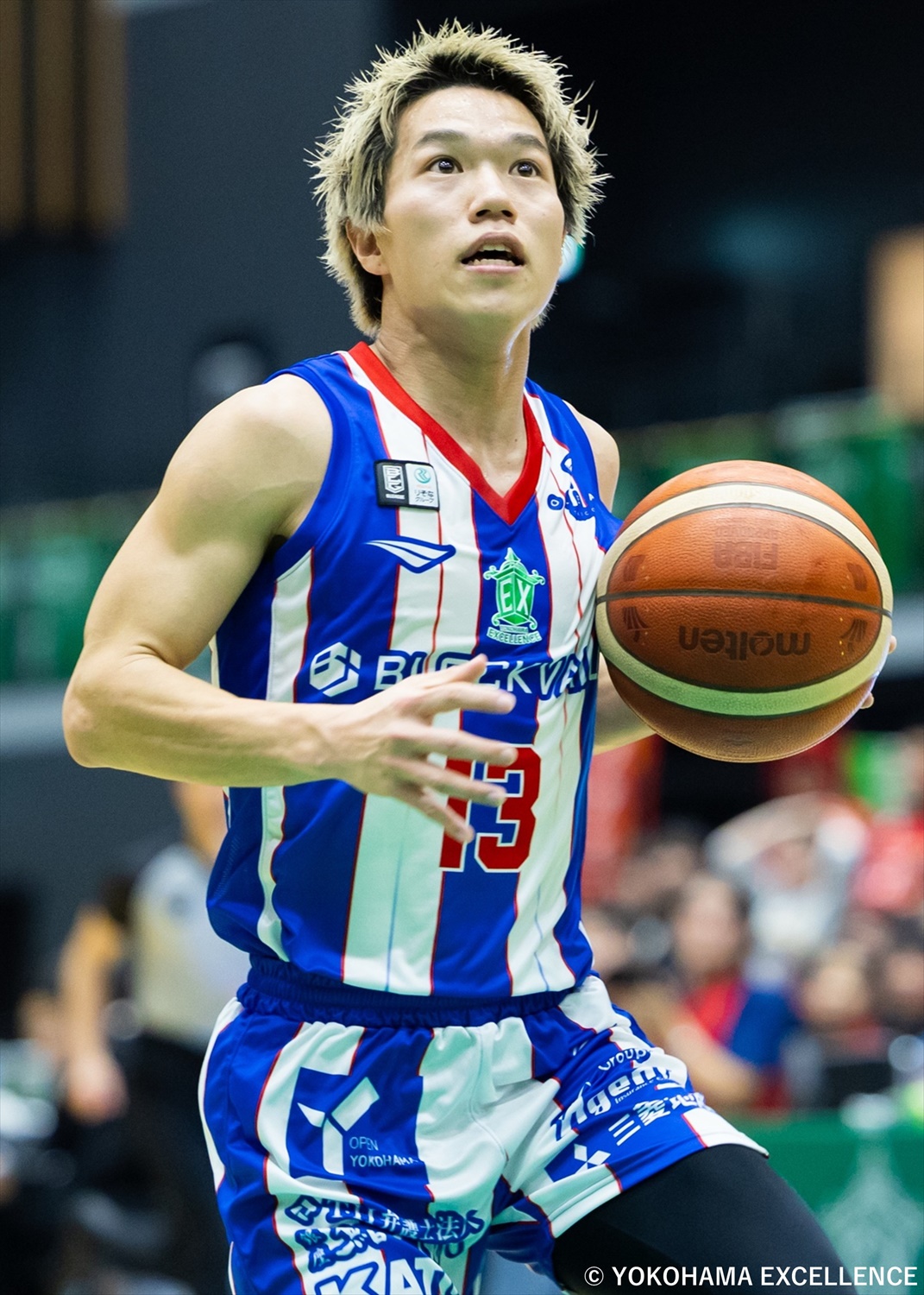 横浜エクセレンス 大橋大空 直筆サイン入り バスケットボールシューズ HATTRICK（ハットトリック）-挑戦者の想いをファンへ届ける公式