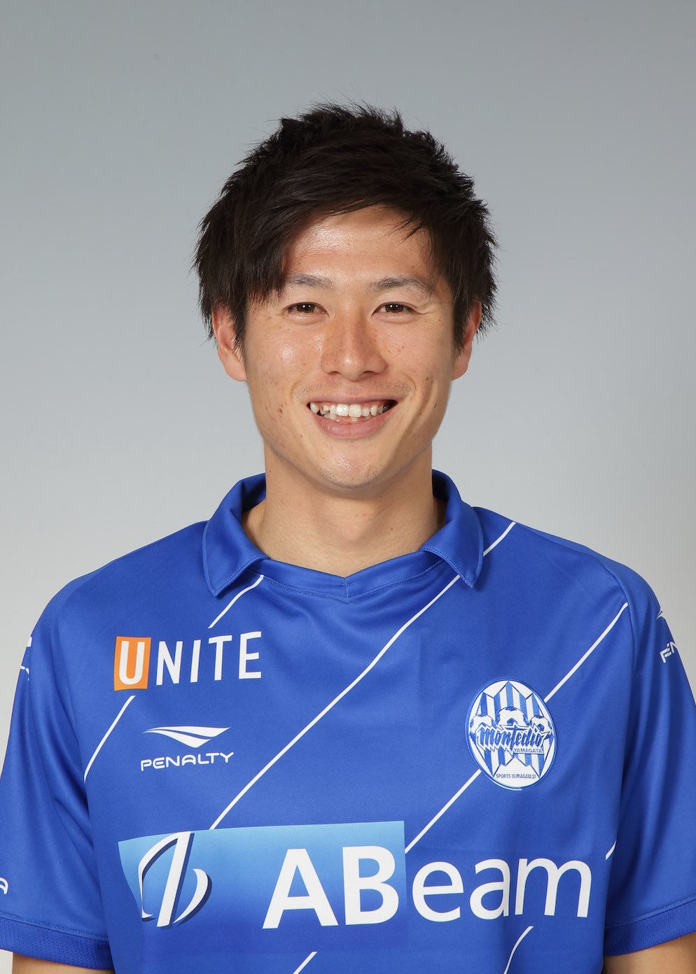 モンテディオ山形　ユニホーム(直筆サイン入り) HATTRICK（ハットトリック）-選手の想いをファンへ届ける公式
