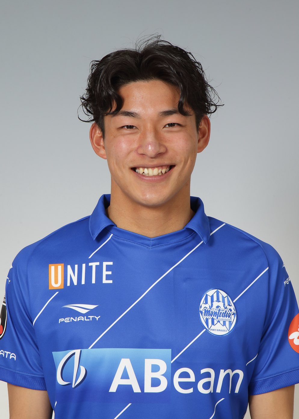 HATTRICK（ハットトリック）-選手の想いをファンへ届ける公式