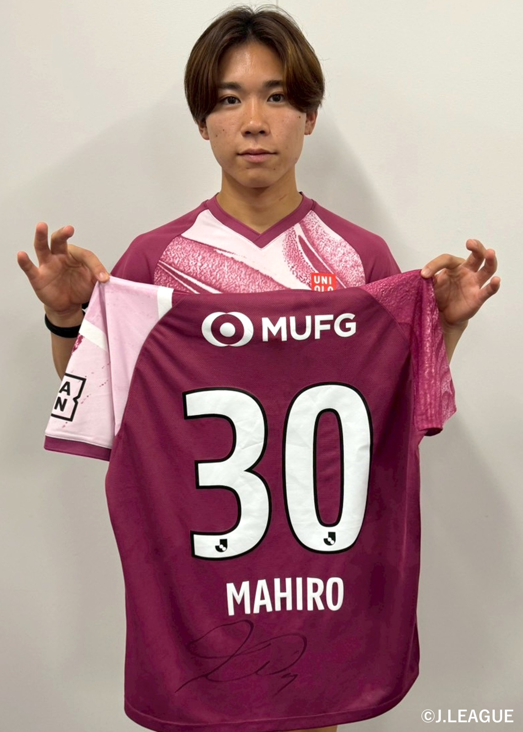 実使用　直筆サイン入りユニフォーム　バレーボール　オールスター HATTRICK（ハットトリック）-挑戦者の想いをファンへ届ける公式