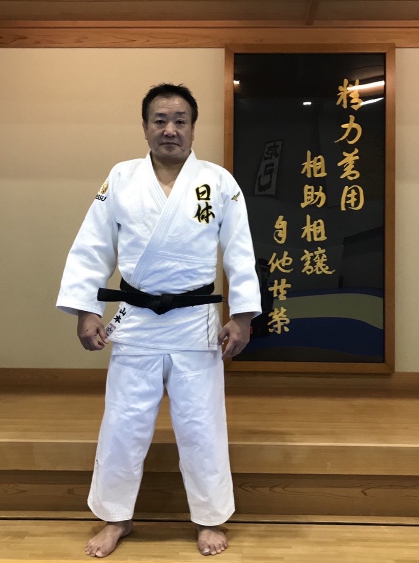 HATTRICK（ハットトリック）-選手の想いをファンへ届ける公式