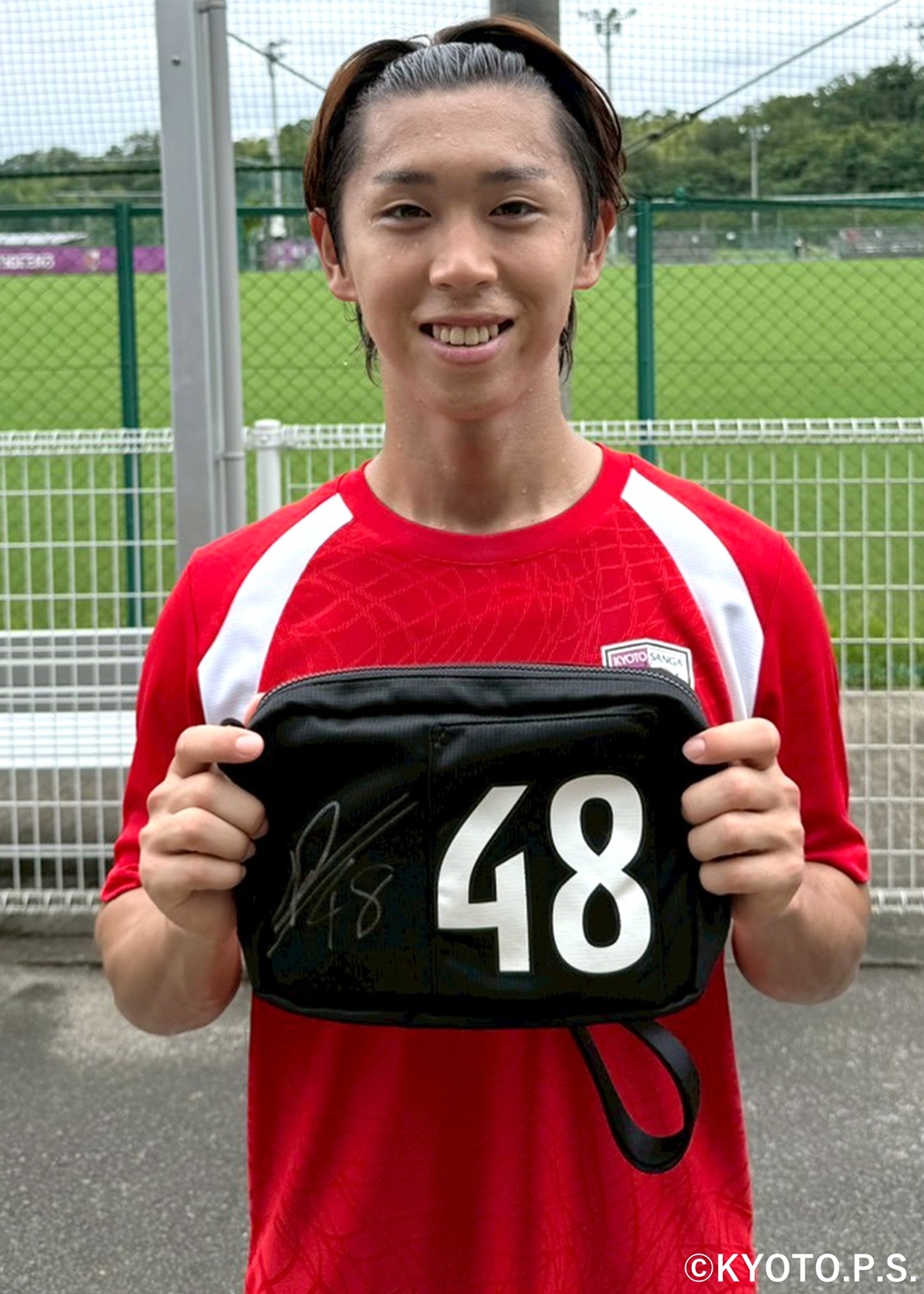 美品】 直筆サイン入り 京都サンガFC ユニフォーム 福岡慎平 2023