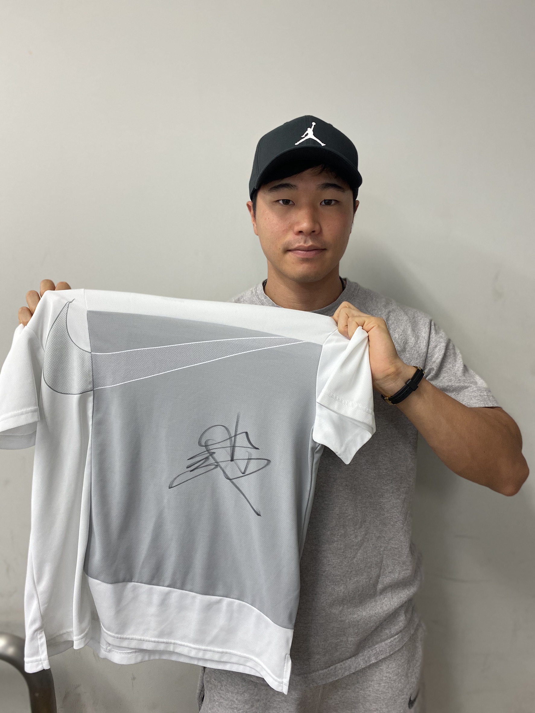 HATTRICK（ハットトリック）-挑戦者の想いをファンへ届ける公式 