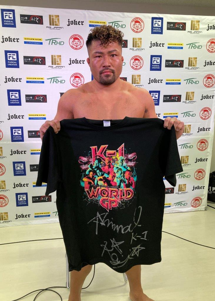 K-1世界チャンピオン　サイン入りTシャツ HATTRICK（ハットトリック）-選手の想いをファンへ届ける公式