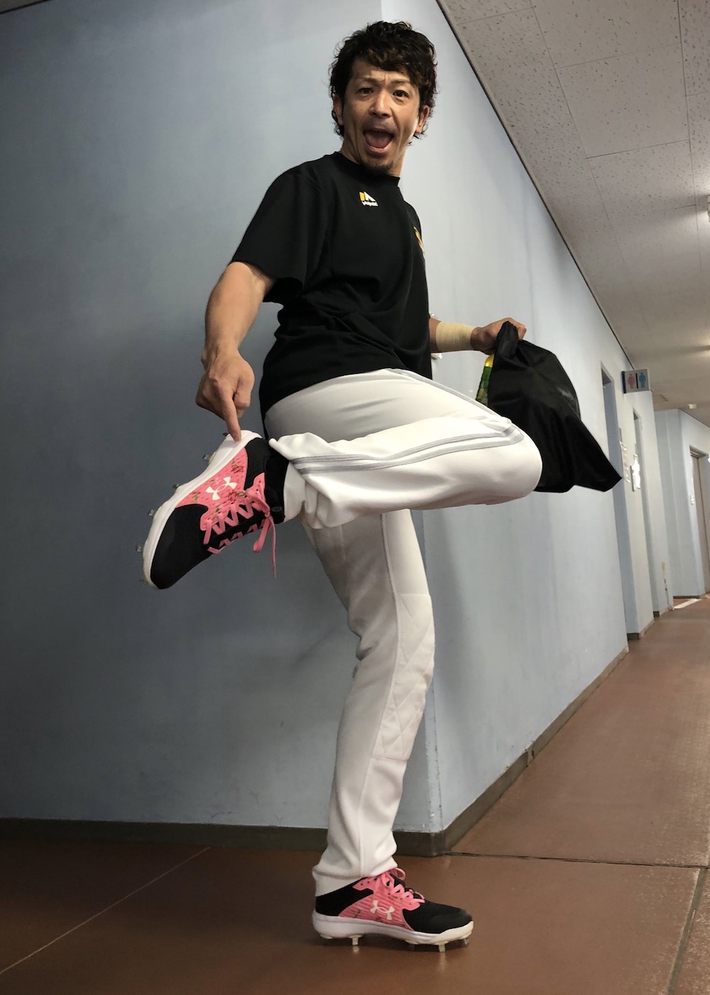 【激レア】UNDER ARMOUR スパイク 28cm 支給品 松田宣浩 HATTRICK（ハットトリック）-選手の想いをファンへ届ける公式