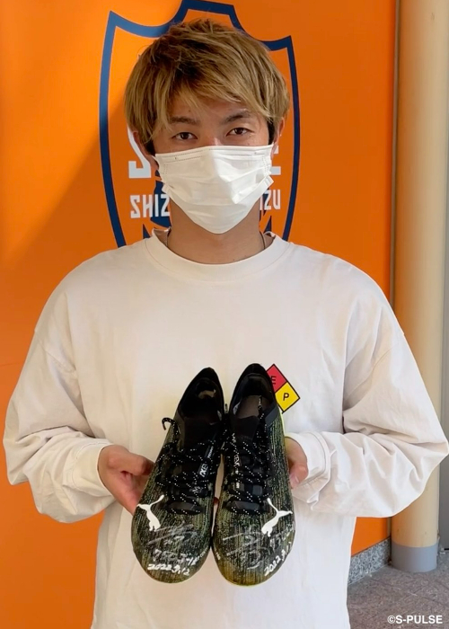 HATTRICK（ハットトリック）-選手の想いをファンへ届ける公式