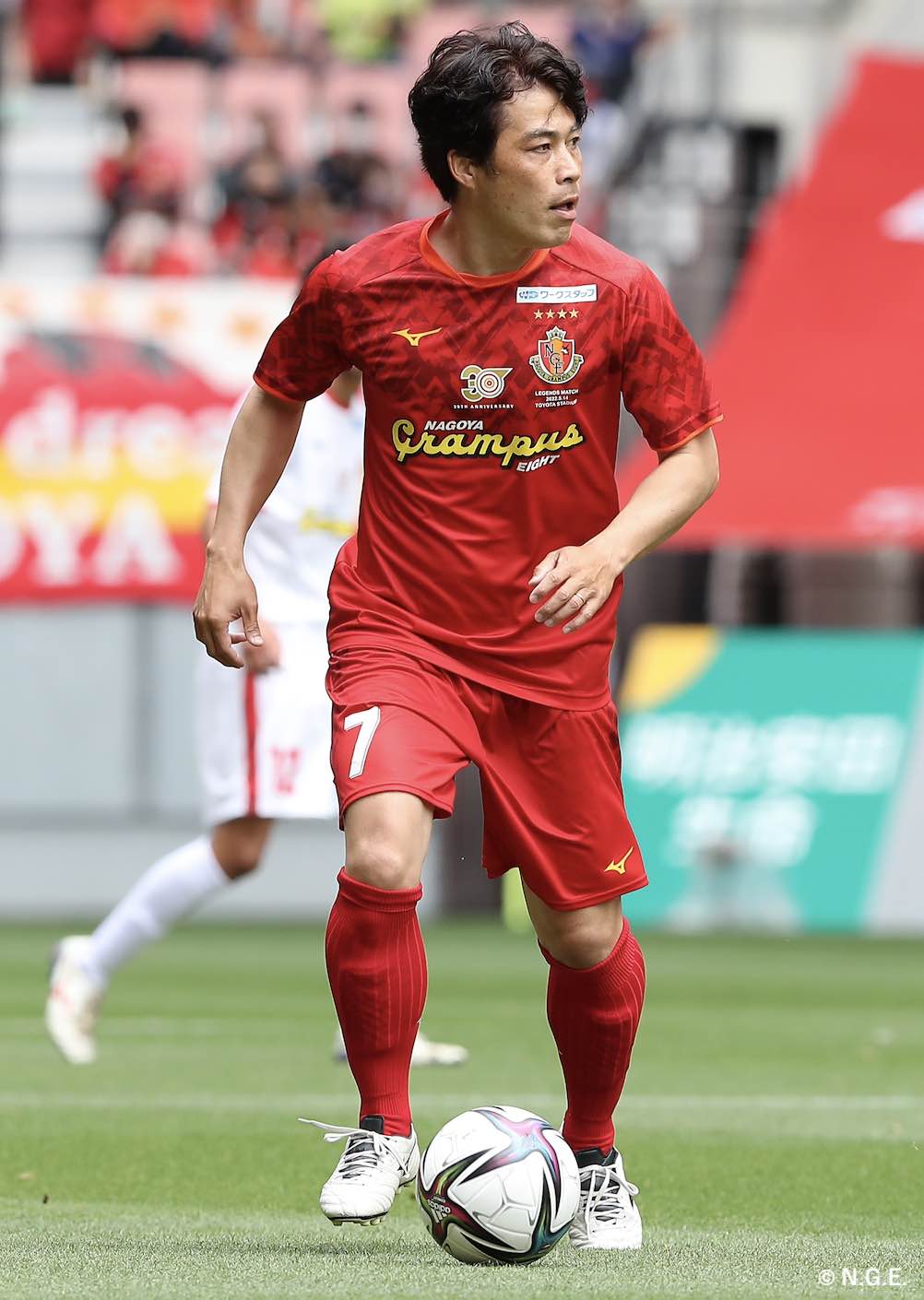名古屋グランパス ユニフォーム 中村直志さん le coq sportif 名古屋グランパス 2014 ユニフォーム ホーム