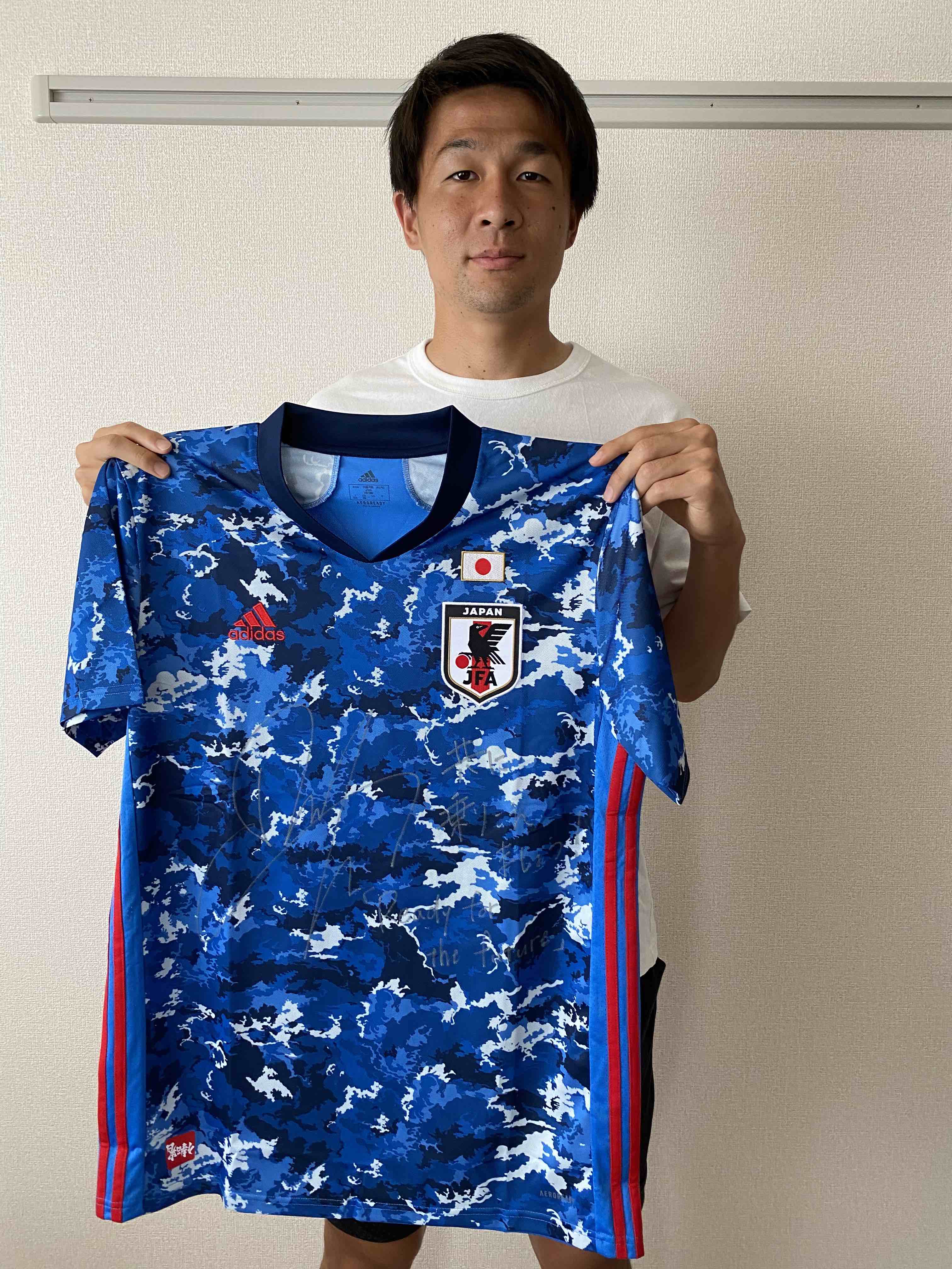 HATTRICK（ハットトリック）-選手の想いをファンへ届ける公式