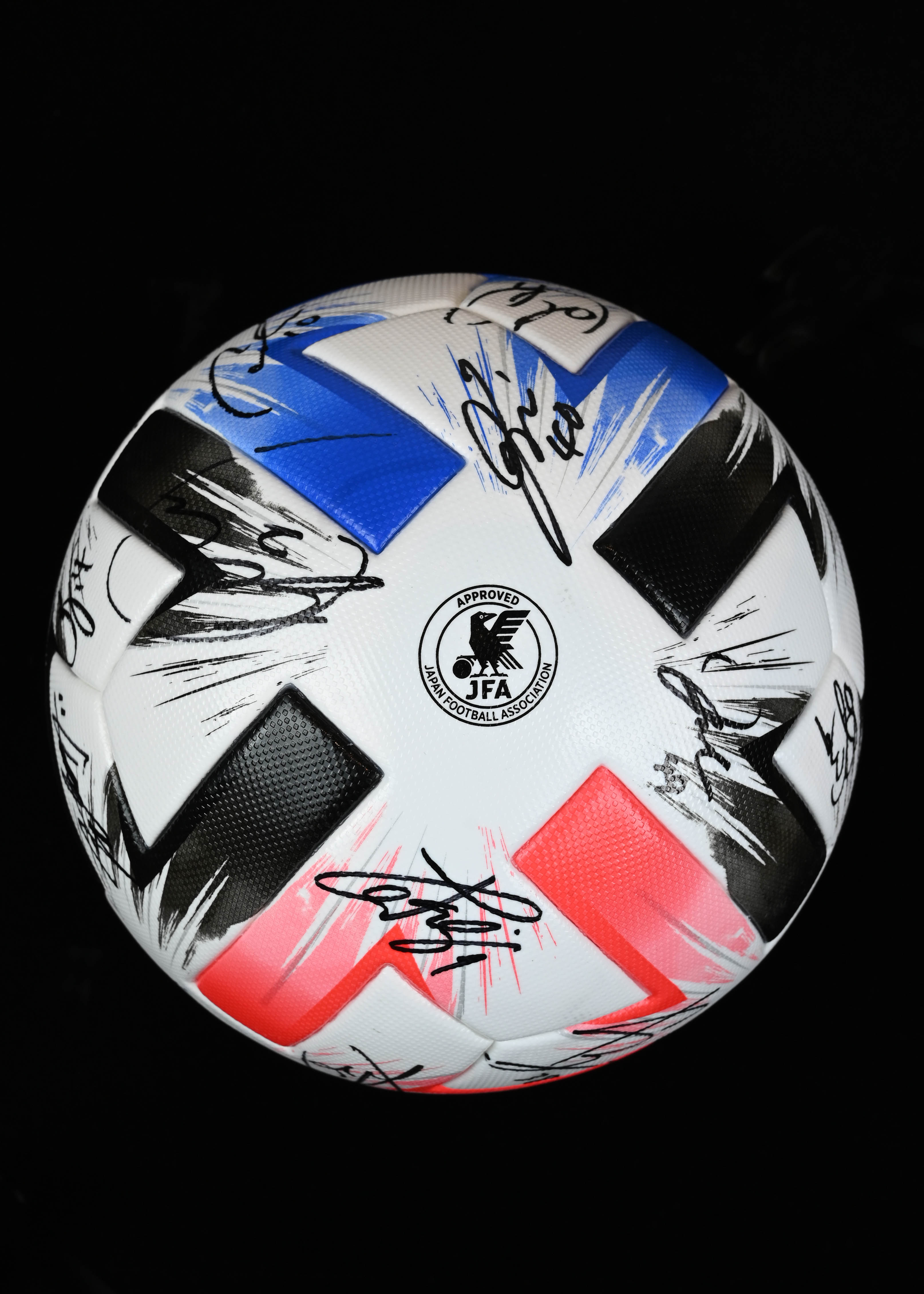 HATTRICK（ハットトリック）-選手の想いをファンへ届ける公式