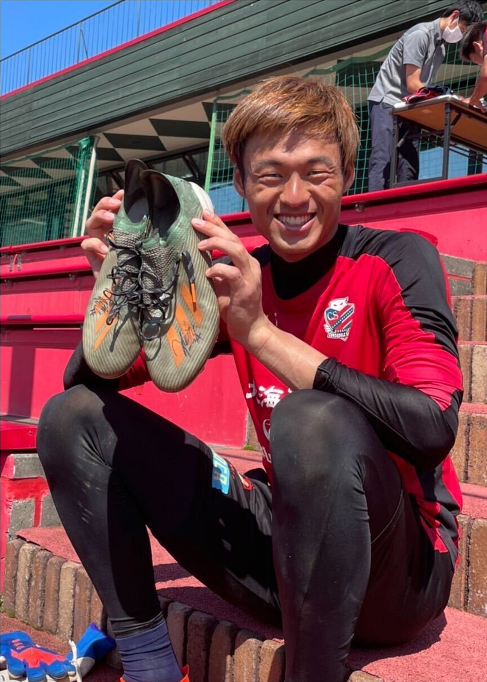 HATTRICK（ハットトリック）-選手の想いをファンへ届ける公式